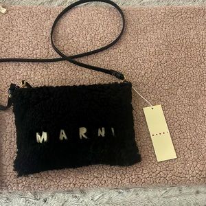 MARNI
BLACK SHEEPSKIN AND LEATHER CROSSBODY BAG WITH LOGO MARNI WOMAN
